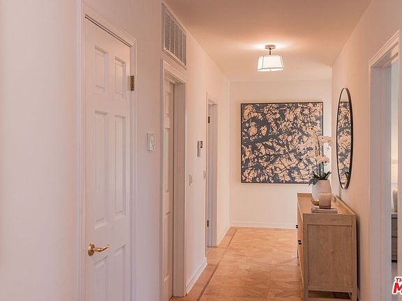 2nd image of 1044 5th St Unit 202