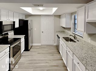 828 Sunridge Point Dr, Seffner, FL 33584