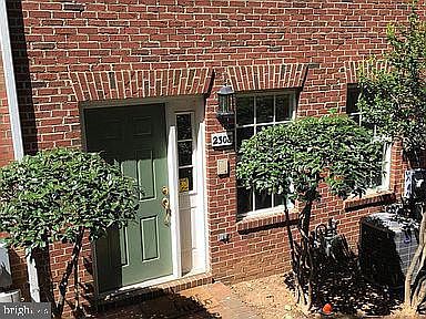 1st image of 2308 Lee Hwy