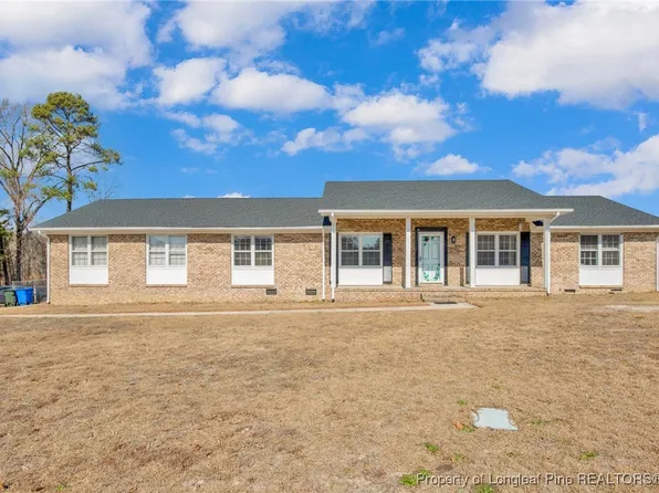 6530 Senator Dr, Fayetteville, NC 28304