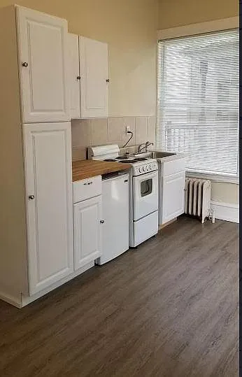 5033 Brooklyn Ave NE #20 — Photo 5