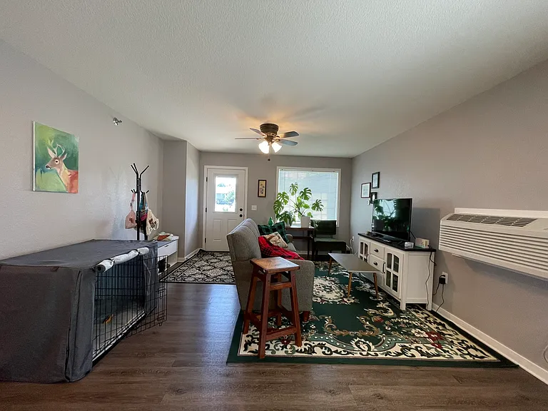 3206 Gateway Drunit A — Photo 3