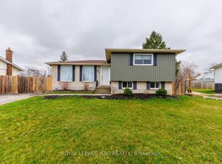 14 Roxborough Ct, Saint Catharines, ON