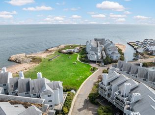 2 Mansfield Grove Rd APT 176, East Haven, CT 06512