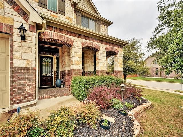 1st image of 501 Walsh Hill Trl