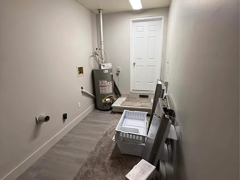 24 Magnolia Rd #4 — Photo 17
