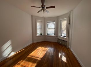 69 Gainsborough St APT 5, Boston, MA 02115