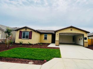 1492 Barranca Dr, Madera, CA 93637