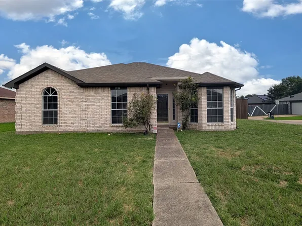 1524 Allen Dr, Mesquite, TX 75149