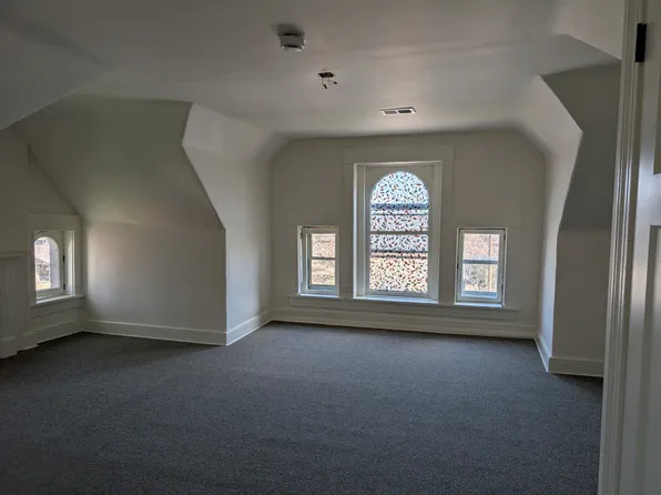 1390 S 1st St, Louisville, KY