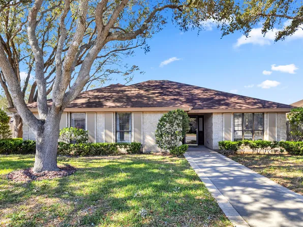 4129 Wood River Dr, Corpus Christi, TX 78410