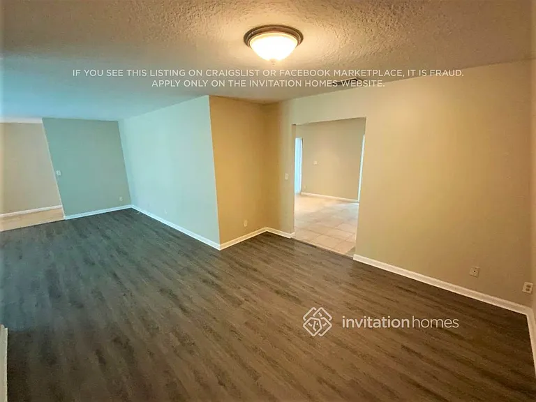 112 Granada St — Photo 8