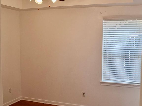 3rd image of 2302 Colorado St APT D