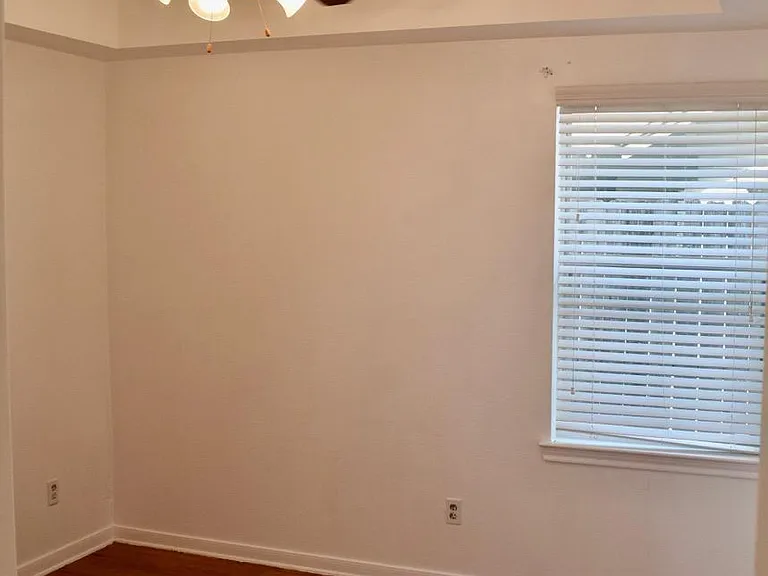 2302 Colorado St #D — Photo 3