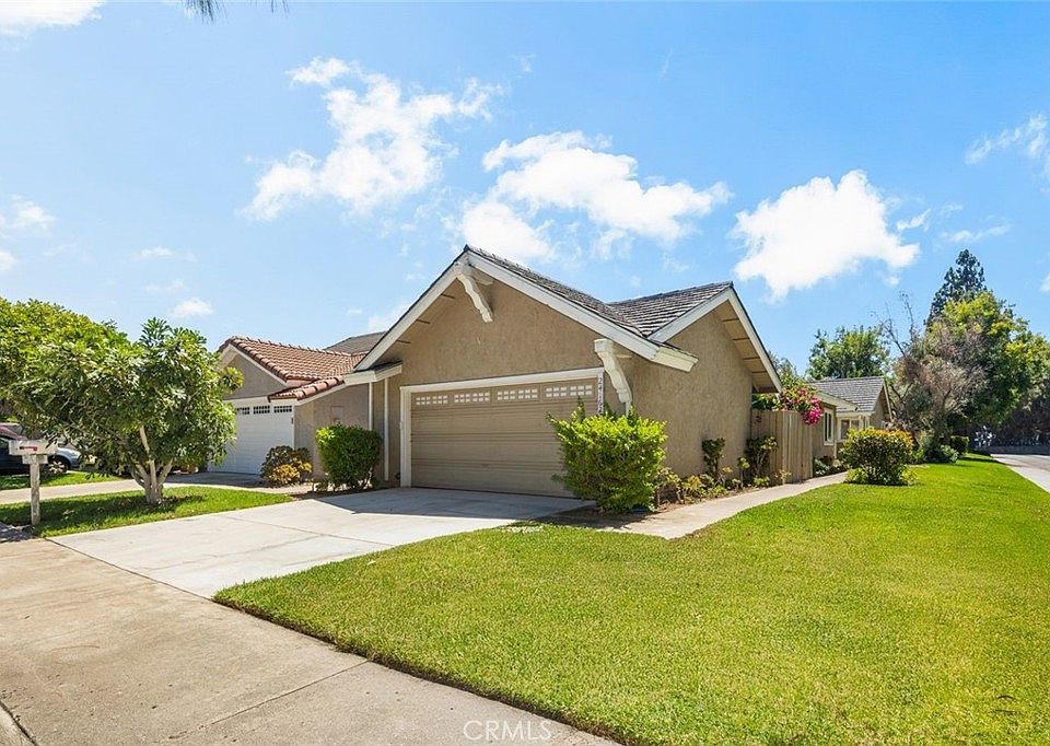 1st image of 24162 Okeechobee Ln