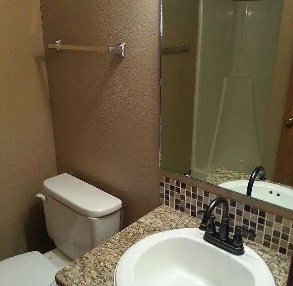 Courtside Townhomes — Photo 19