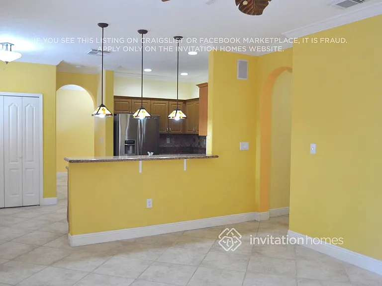 6243 SW 158th Ave — Photo 3