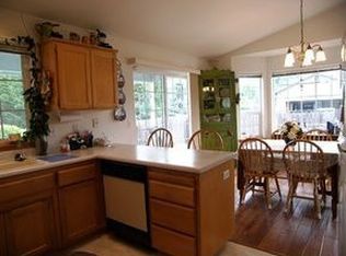 2128 SW Garden Valley Way, Grants Pass, OR 97526