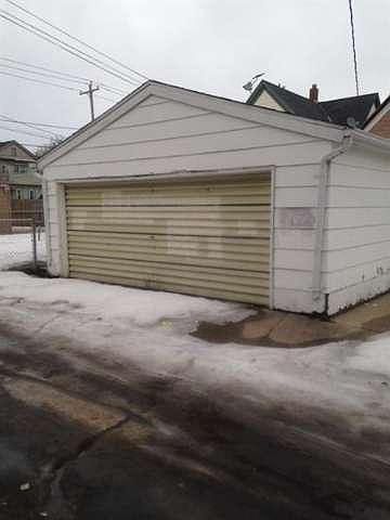 2nd image of 2327 S 30th St