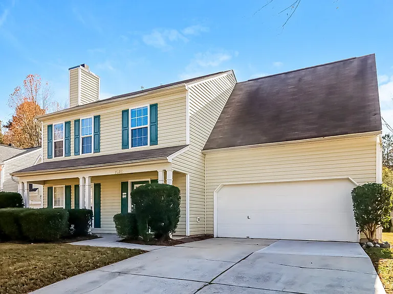 7021 Long Run Ln — Photo 4