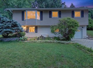 1638 Arkansas Ave, Madison, WI 53704