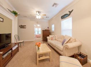 1142 SW 3rd Ave, Gainesville, FL 32601