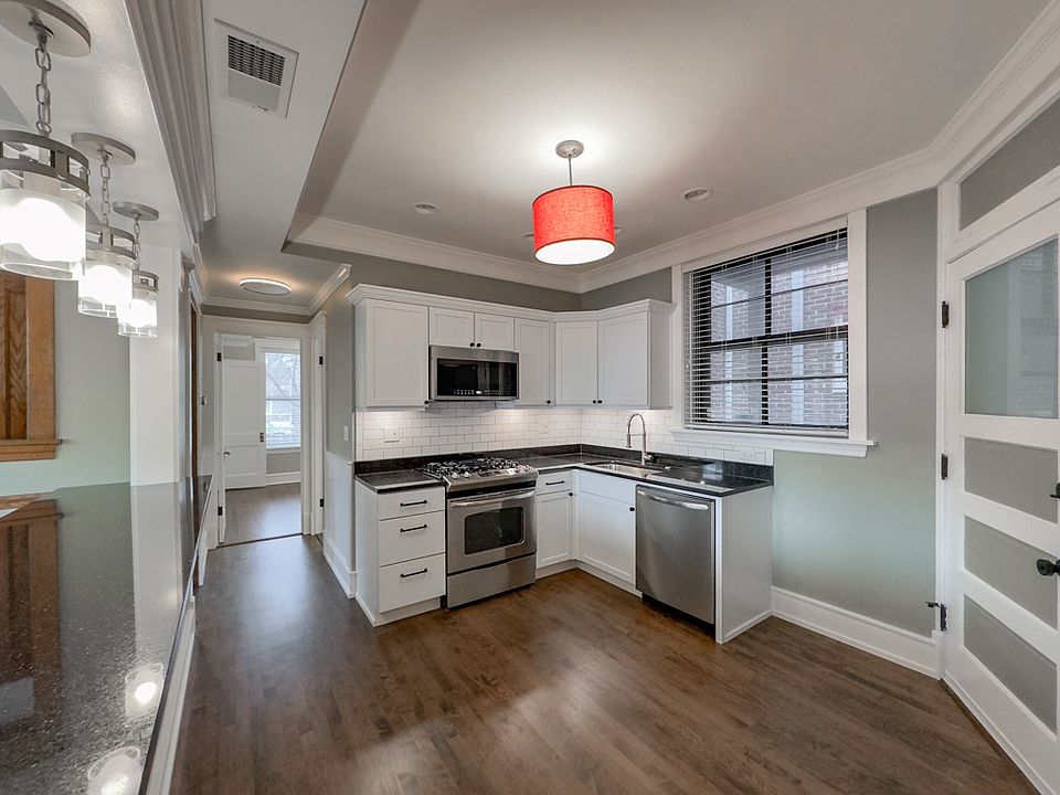 1st image of 1940 W Berenice Ave #2C