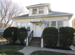 1235 Dewey Ave, Evanston, IL 60202