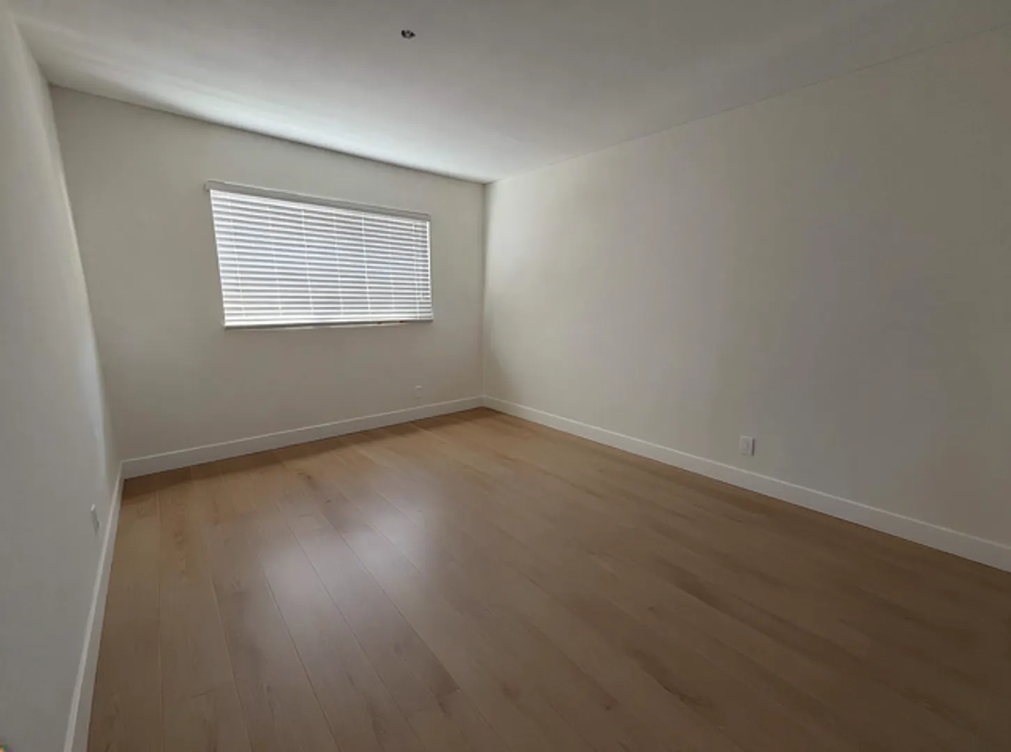 2120 Mountain View Road — Photo 4