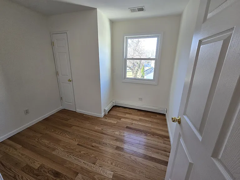 46 Adams Ave #2 — Photo 23