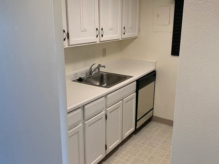 1250 Golden Cir #503 — Photo 2
