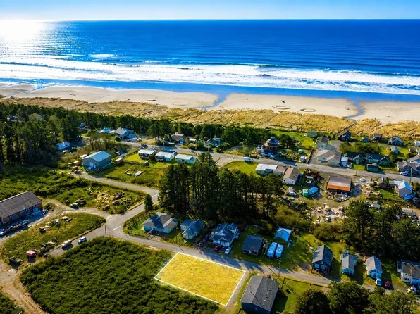 4780 Forwood Avenue, Pacific Beach, WA 98571