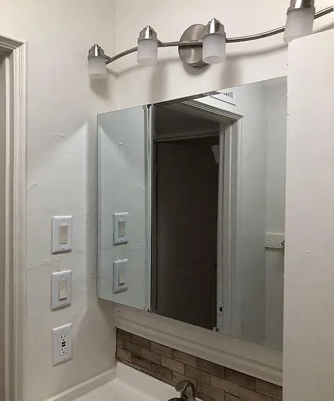 1032 E Glenn St — Photo 31