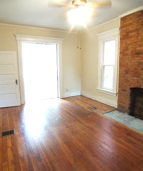 1358 Neil Ave — Photo 9