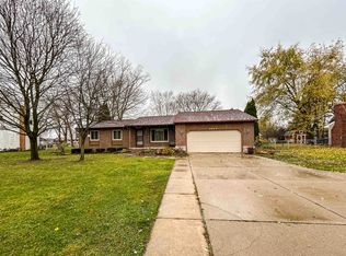 2352 S Elms Rd, Swartz Creek, MI 48473