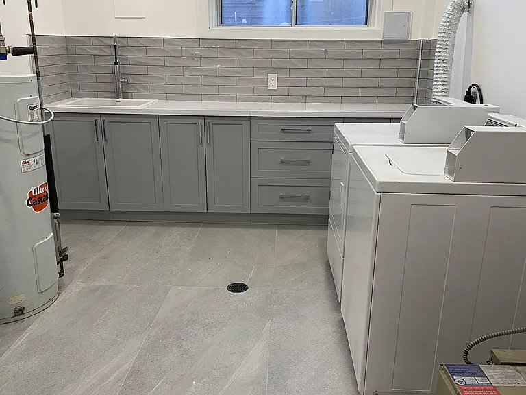 101 Kenwood Ave #1 — Photo 16