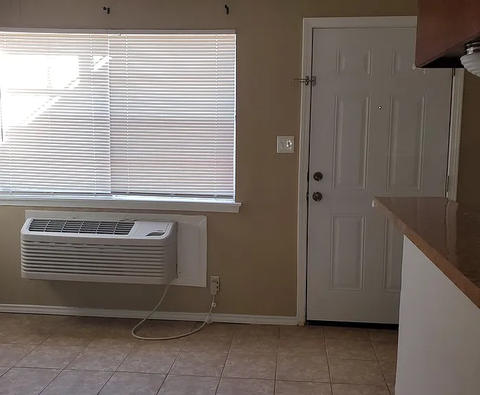 2211 New Combes Hwy #11 — Photo 5