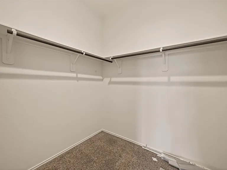 1706 Cooper Bluff Ct — Photo 34