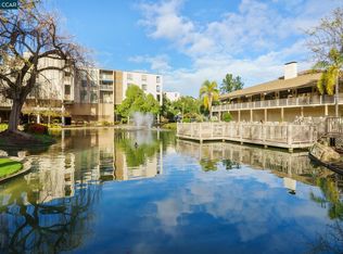 300 N Civic Dr APT 303, Walnut Creek, CA