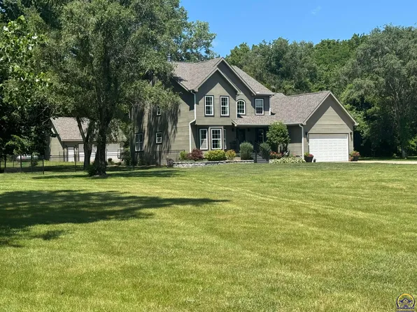 4415 SE West Edge Rd, Topeka, KS 66609