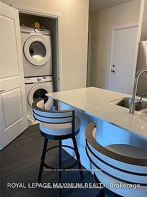 3rd image of 50 Thomas Riley Rd #819