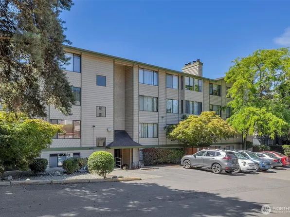 9512 1st Avenue NE #204, Seattle, WA 98115