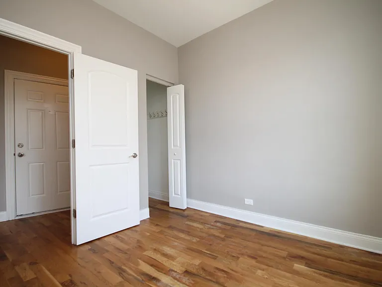 1414 W Montrose Ave #3W — Photo 5