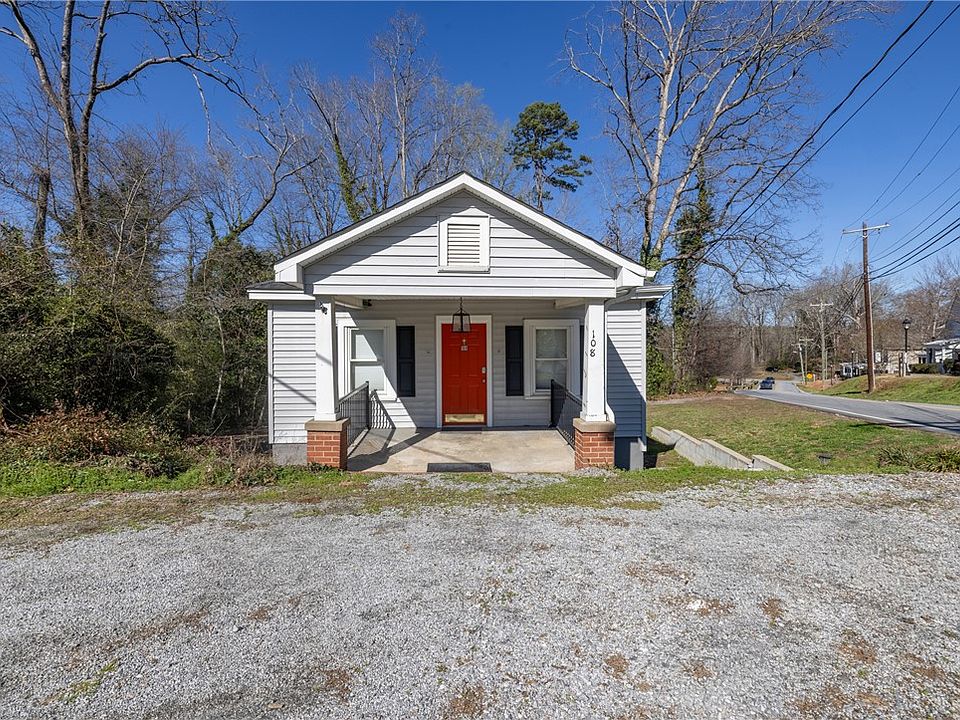 1st image of 108 Clemson St