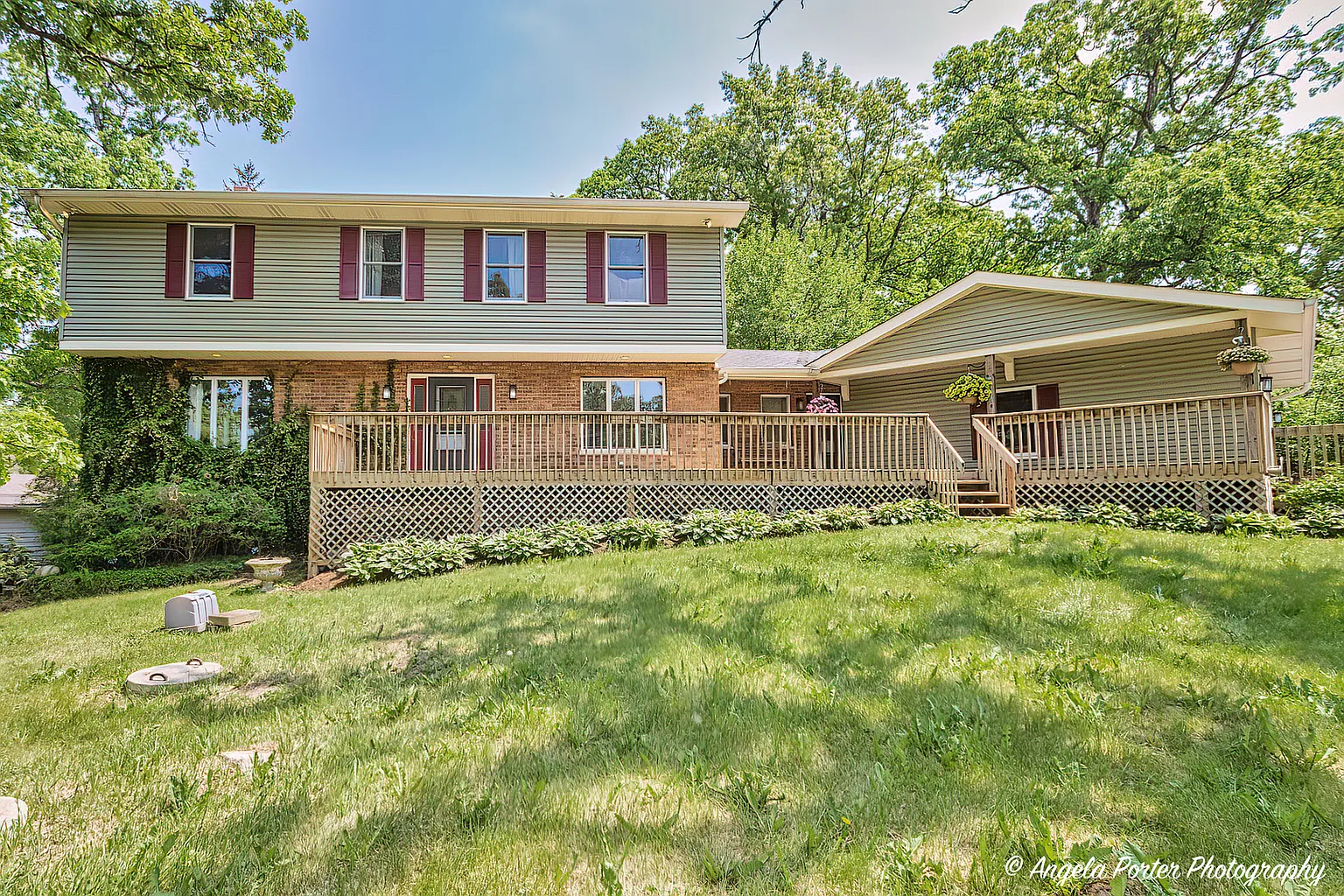 8807 Dorr Rd photo 1