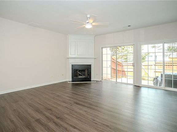 5th image of 4645 Valais Ct Unit 109