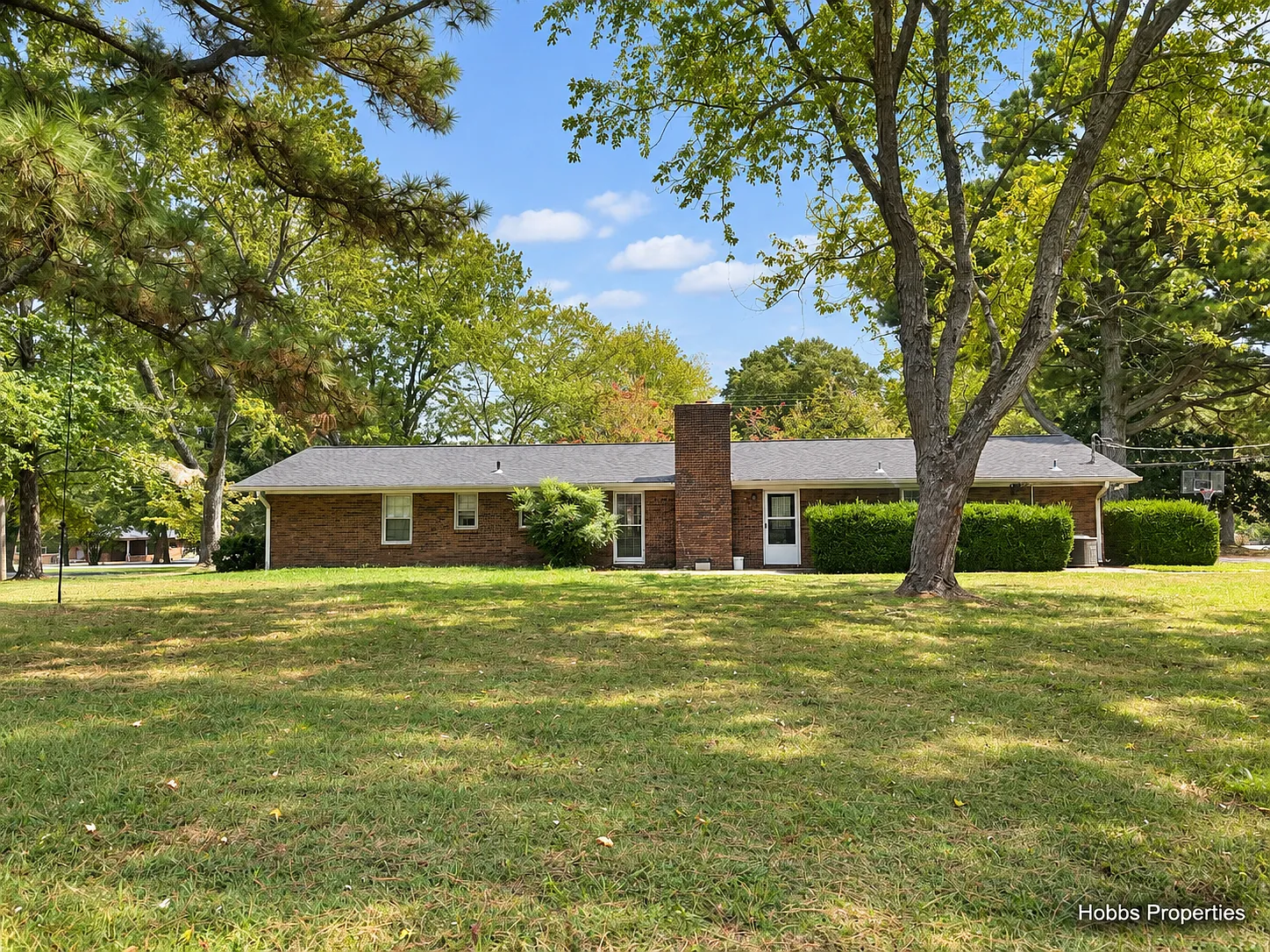 3 bed, 1859 sqft, $2,500 — Photo 3