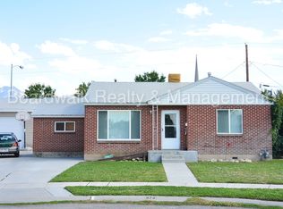 374 E McMillan Ln, Salt Lake City, UT 84107