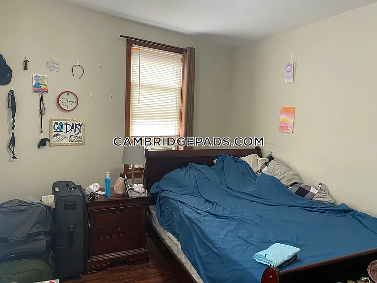 1124 Cambridge St #5 — Photo 5