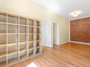 178 Irving Ave #3R, Brooklyn, NY 11237